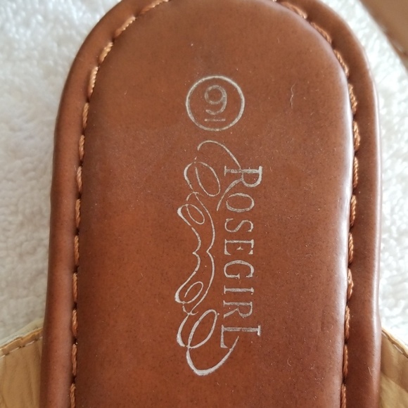 Sandals - Picture 4 of 5